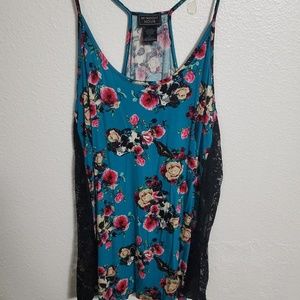 Hot Topic Skull Flower Tank